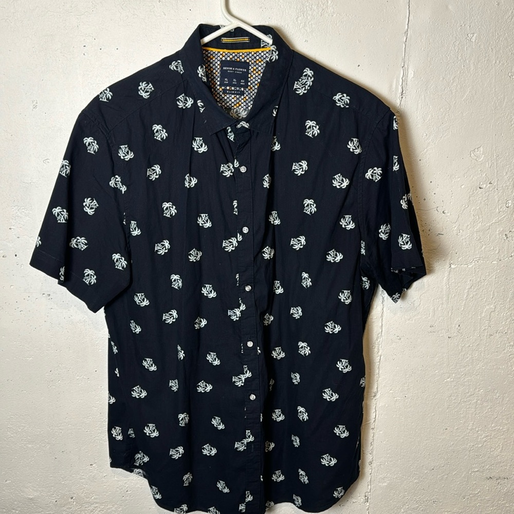 Men’s Denim & Flower slim fit short sleeve button down shirt- Navy